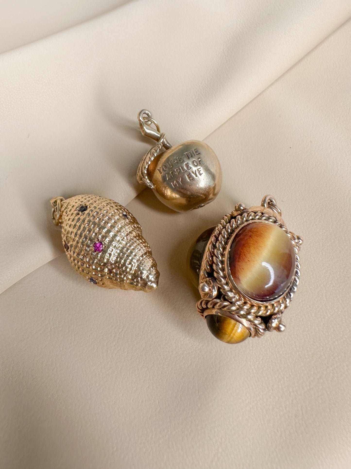 14k Tiger's Eye Pendant, circa 1960s