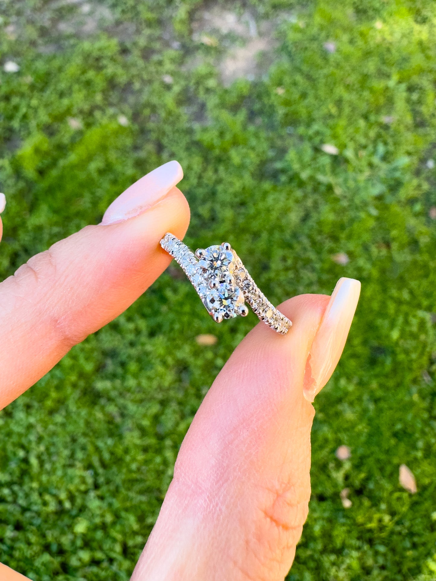 14k white gold toi et moi ring