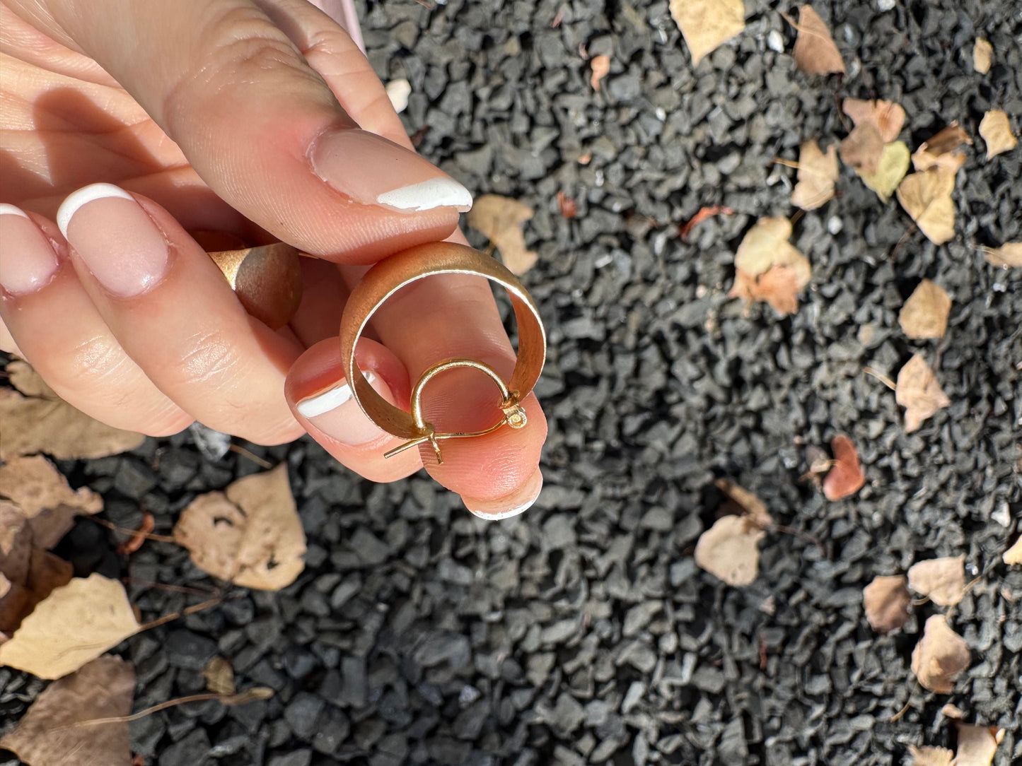 14k Tapered Florentine Finish Hoops