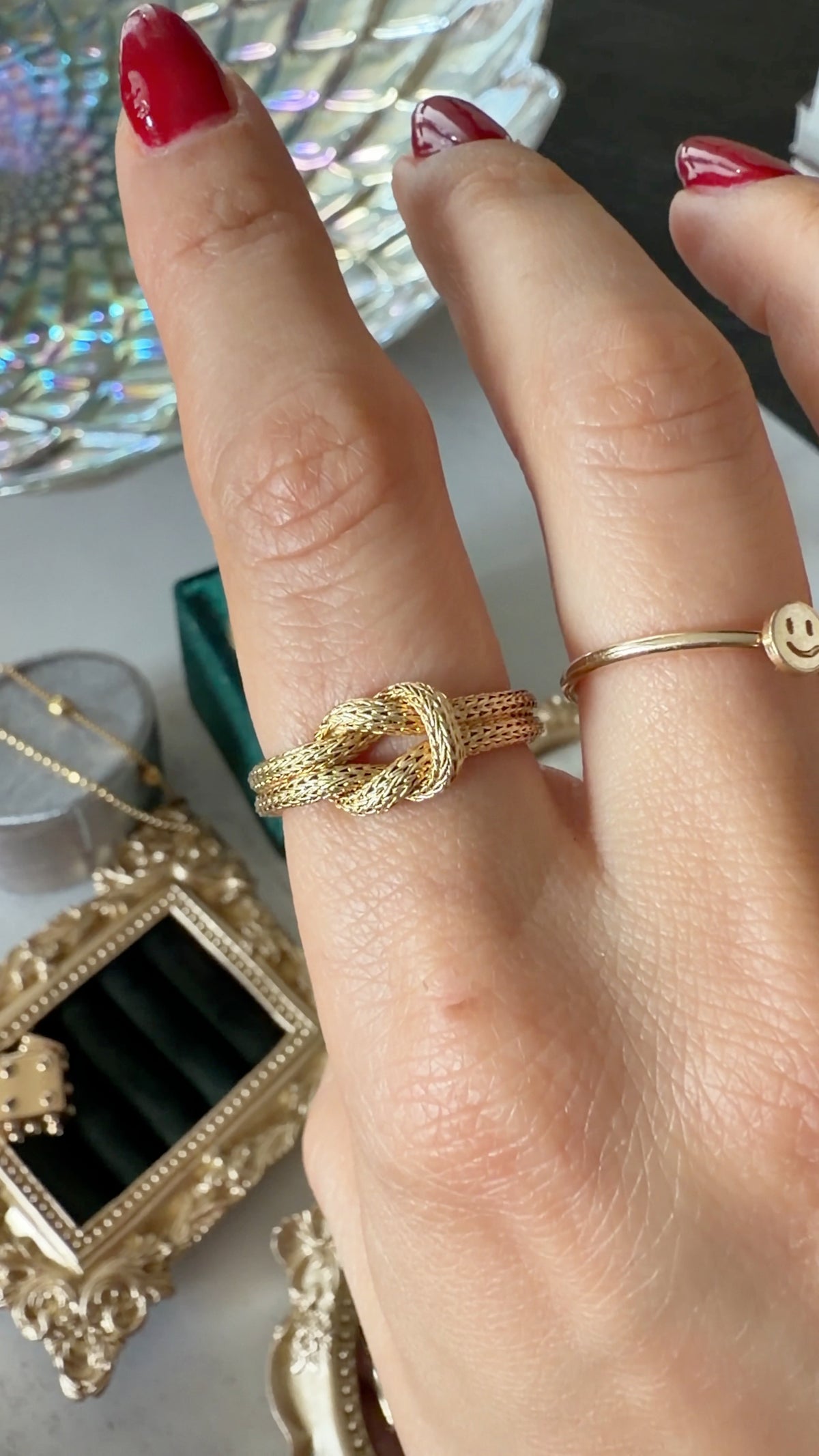 14k Knot Ring, Size 7.5, fits like 7.25