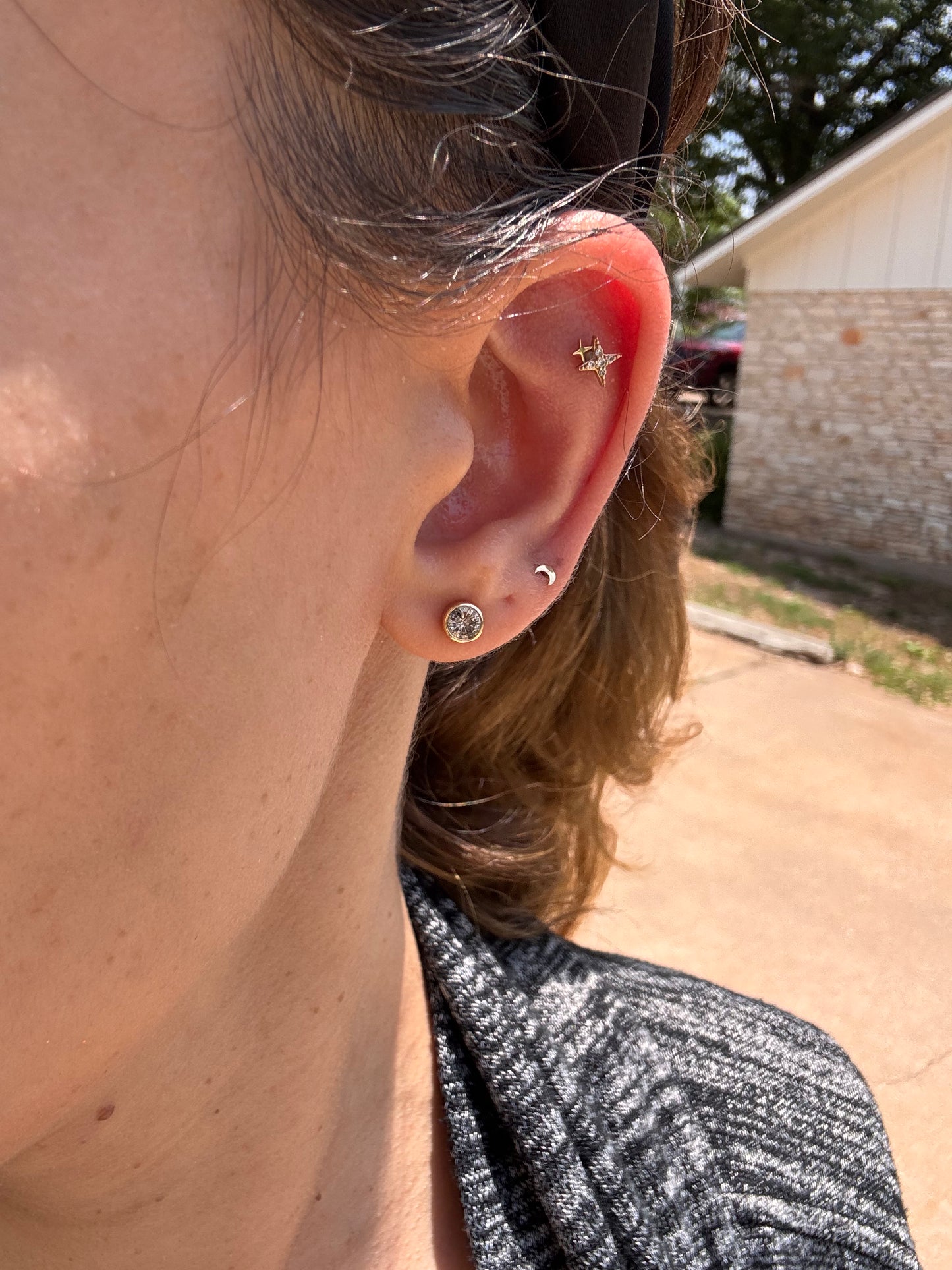 14k Diamond Earrings , appx 1 ctw