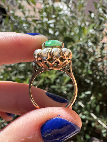 14k Jade and Pearl ring