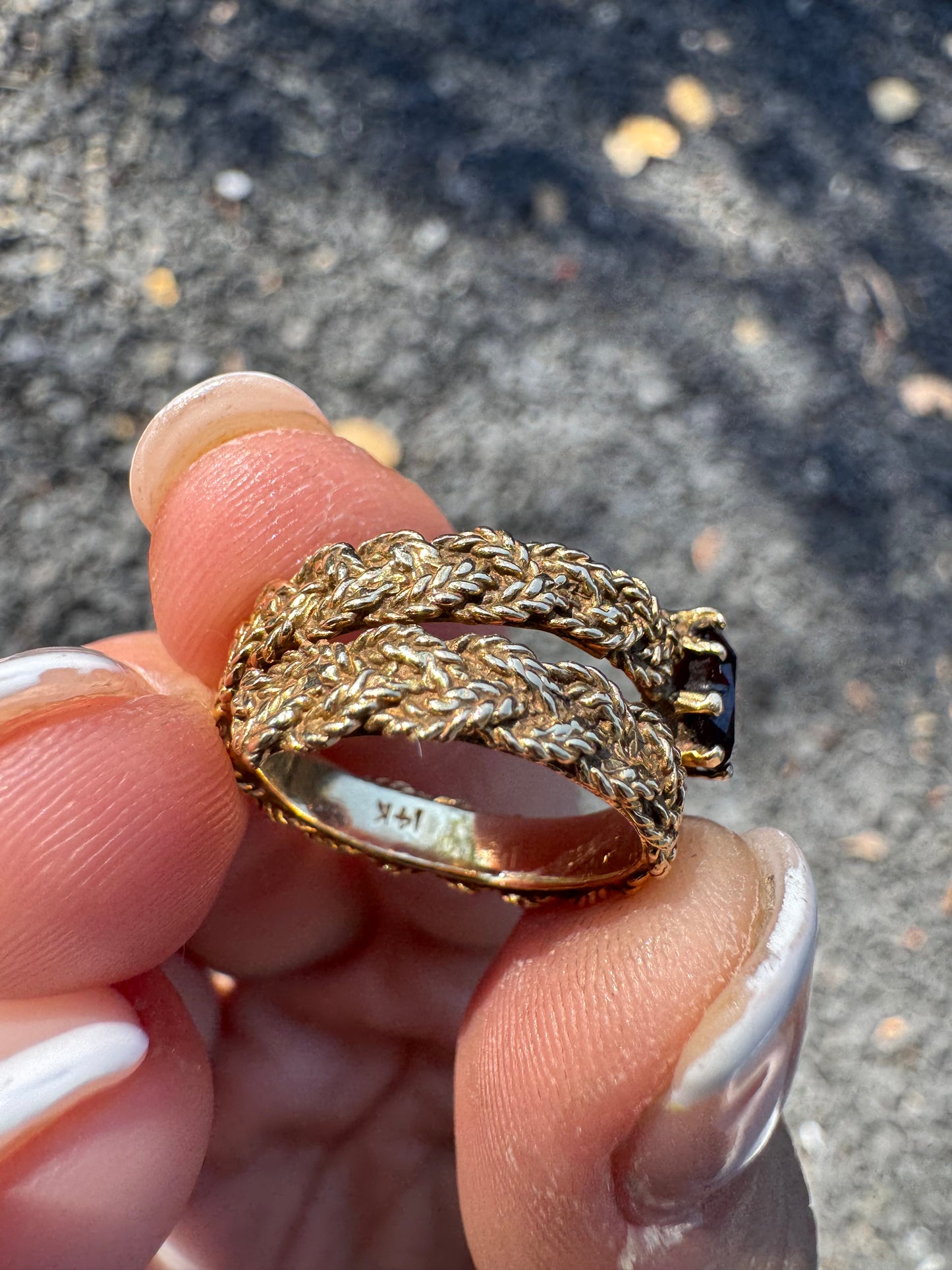 14k Garnet Rope Ring