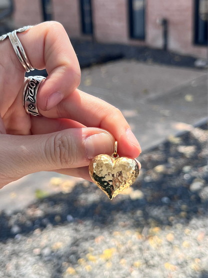 14k puffy hammered heart charm