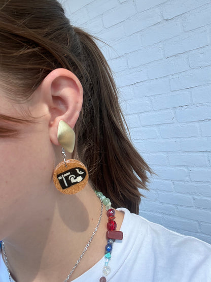 14k diamond shape omega backs