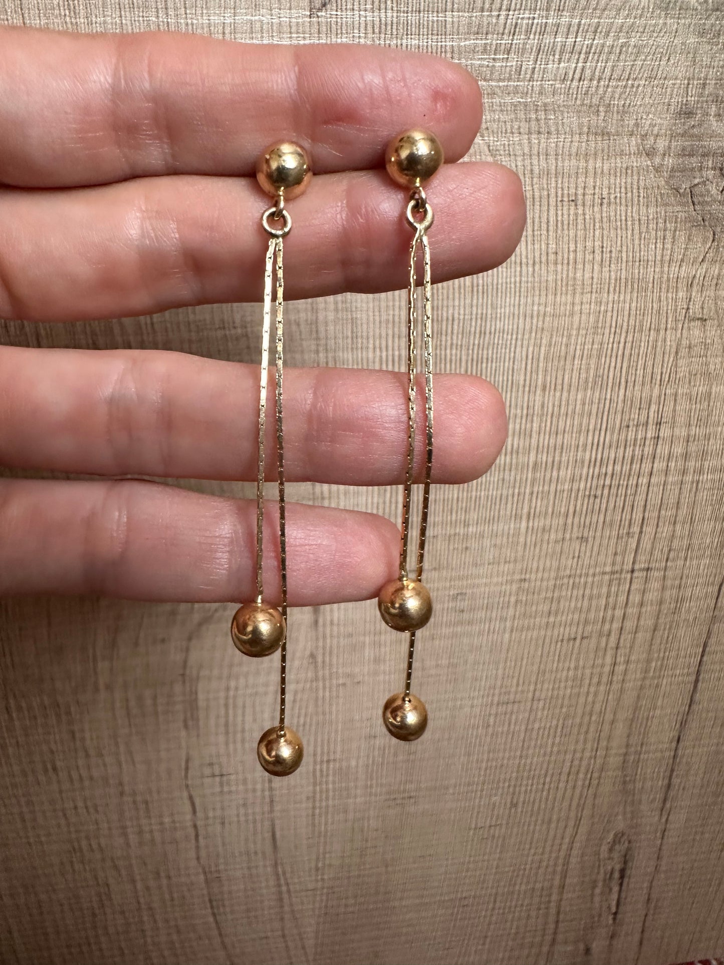 14k Dangle Spheres
