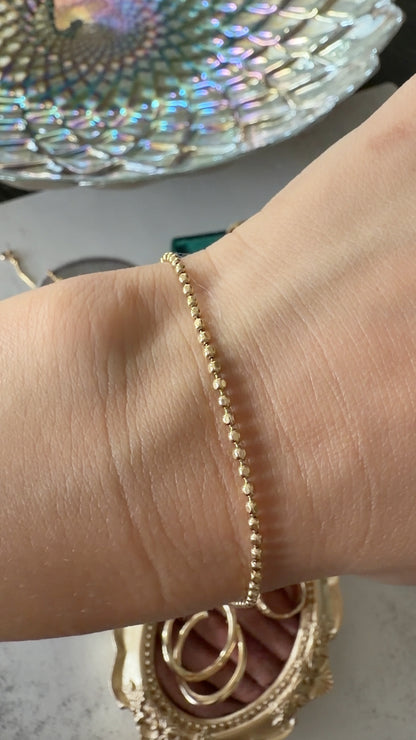 18k bead bracelet, 7.25"