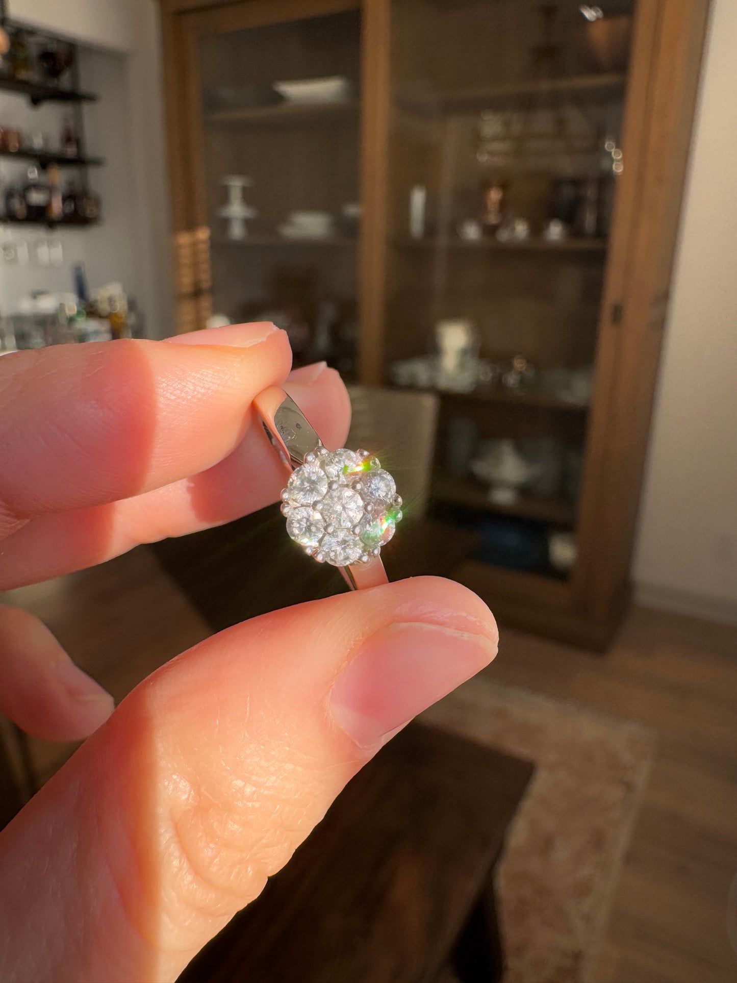 18k White Gold Diamond Flower Cluster Ring, size 7