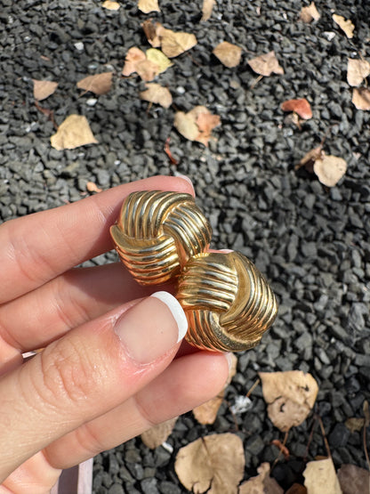 14k Ribbed Omega Backs, Italian