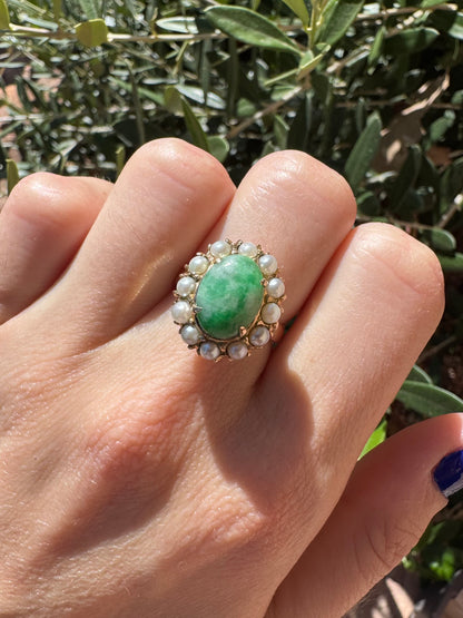14k Jade and Pearl ring