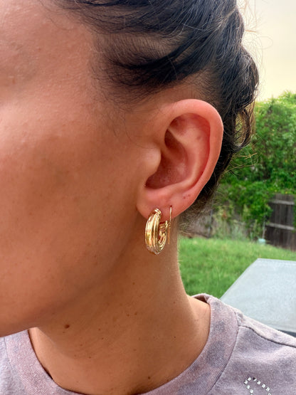 14k Ribbed Hoops, pushbacks