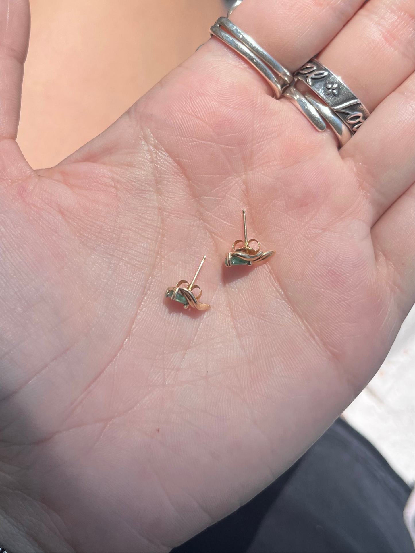 14k Emerald Tear Studs