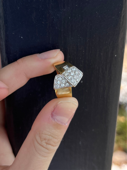 18k Diamond Ribbon Ring, Italian