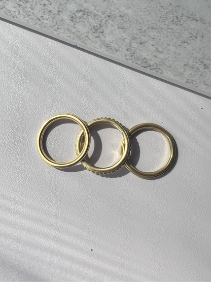 18K Triple Band- Size 6.75