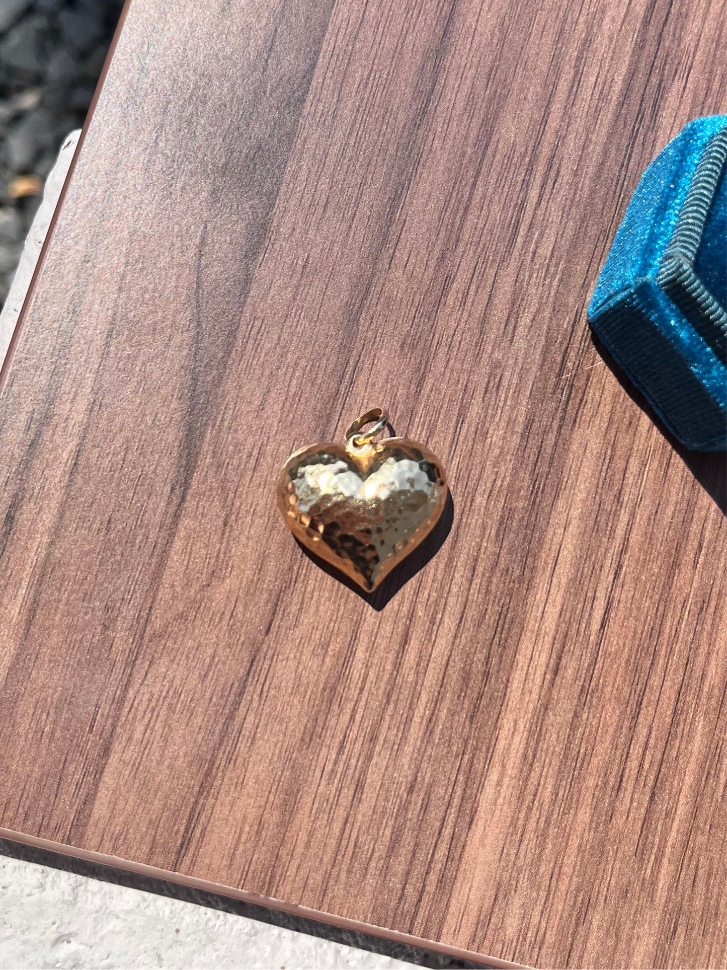 14k puffy hammered heart charm