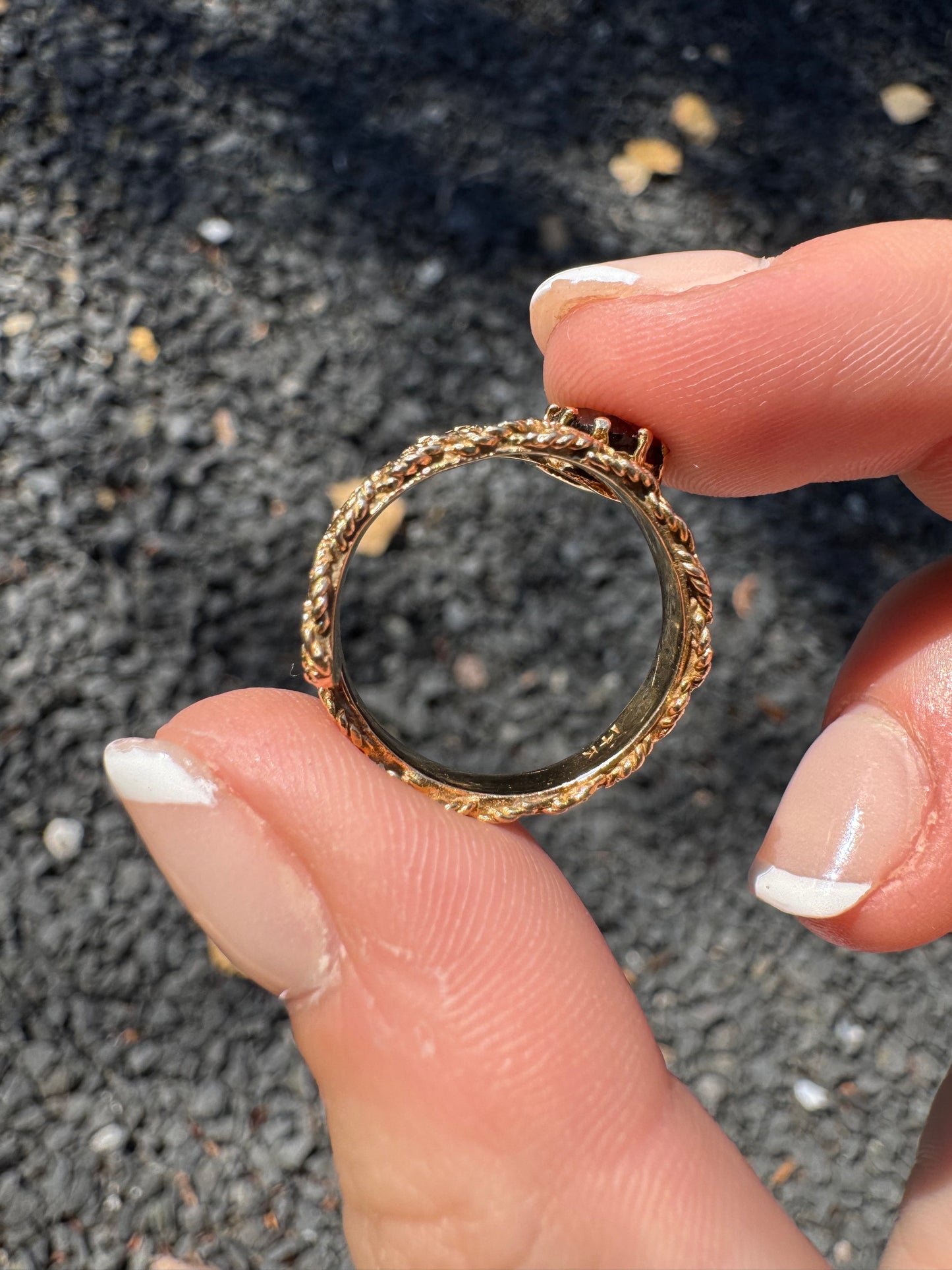 14k Garnet Rope Ring