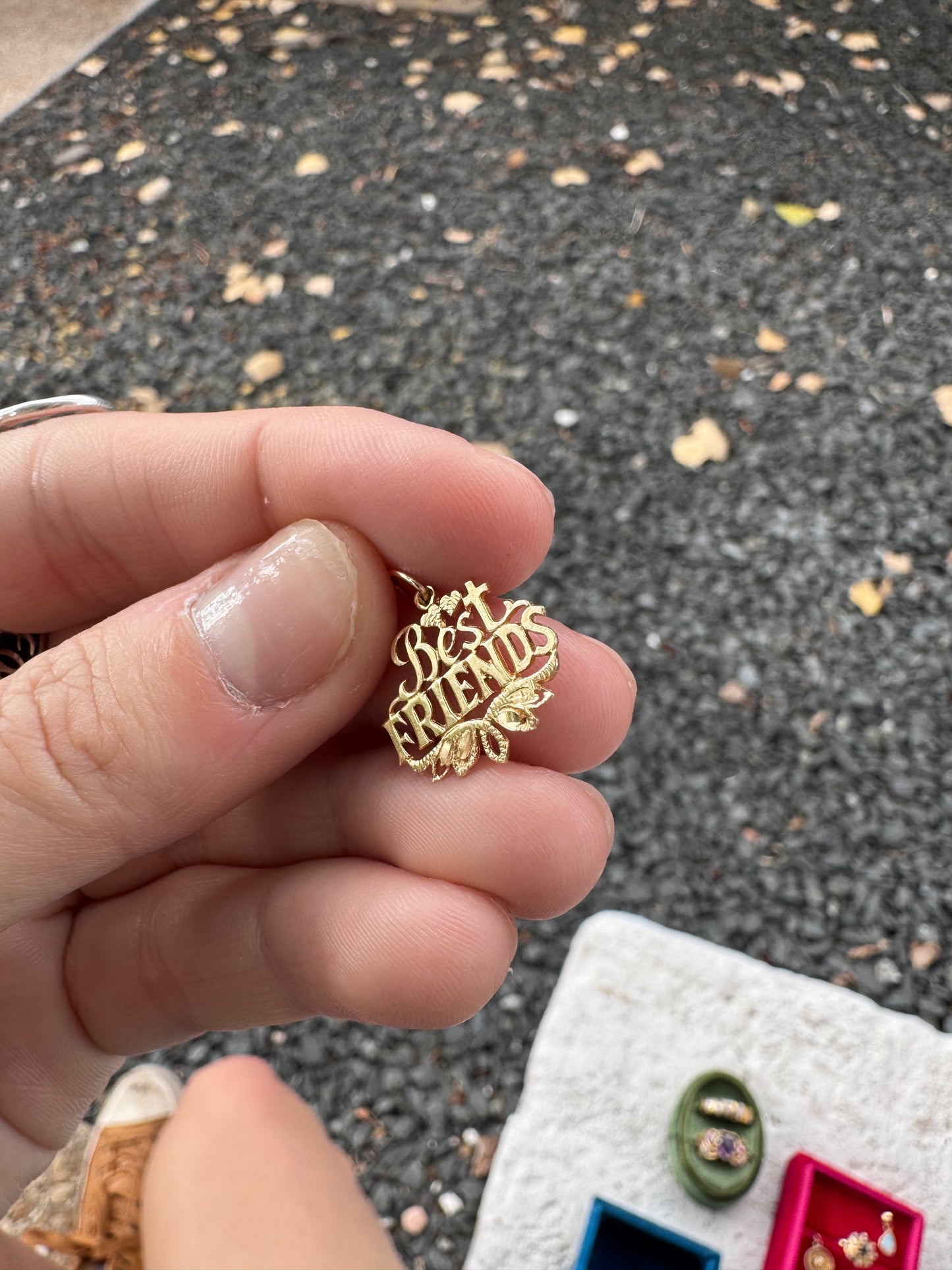 14k best friends charm