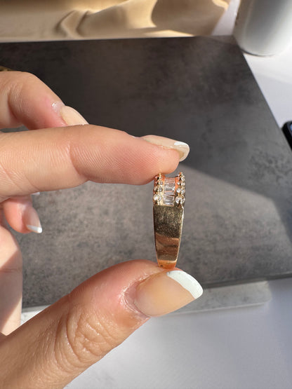 14k Diamond Baguette and Round Cut Band