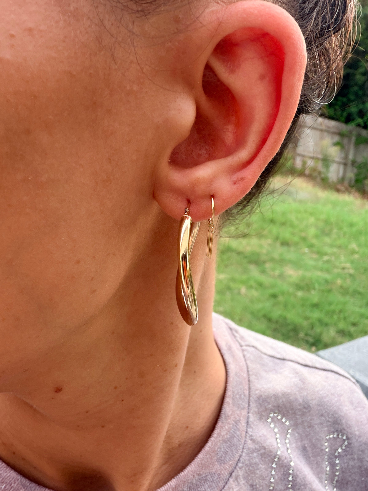 18k Twist Hoops, 1.5"