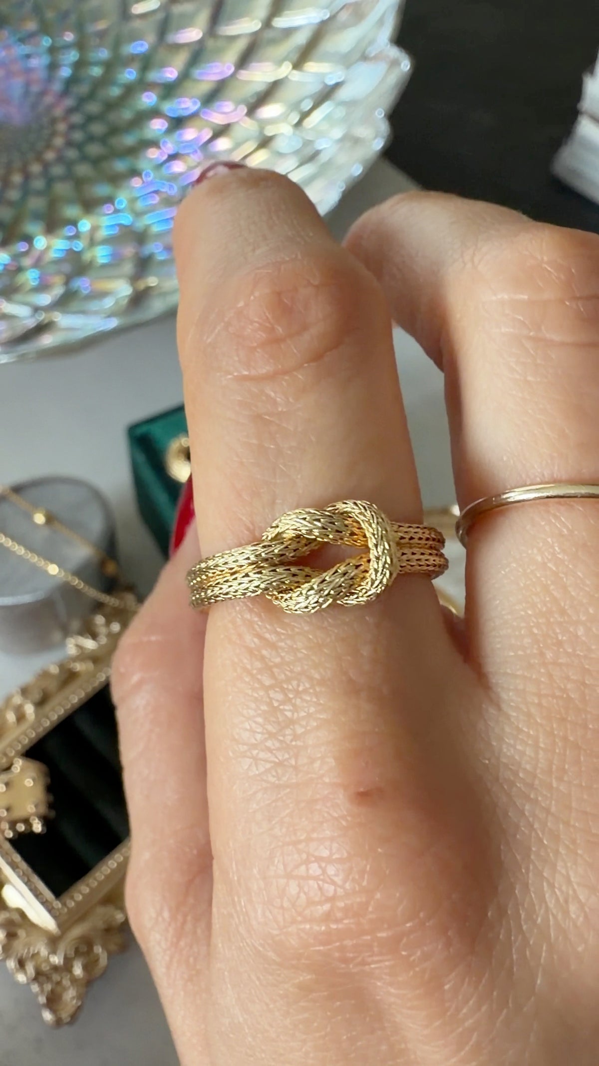 14k Knot Ring, Size 7.5, fits like 7.25