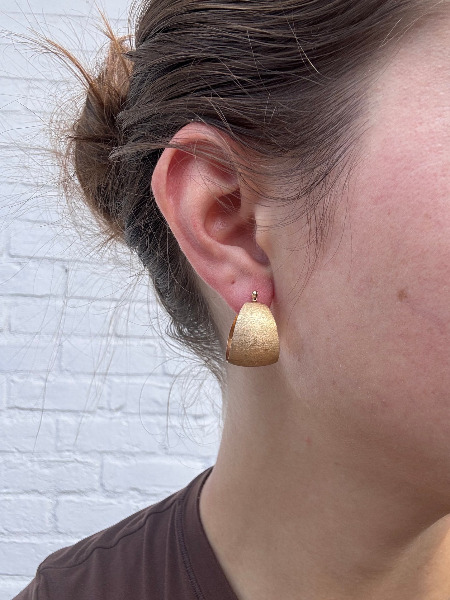 14k Tapered Florentine Finish Hoops