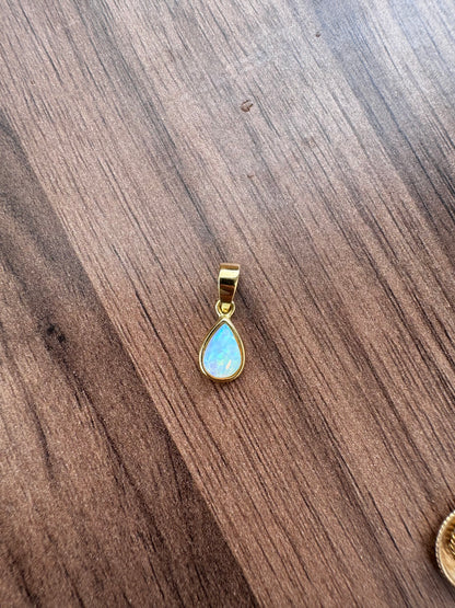 18k Opal Charm