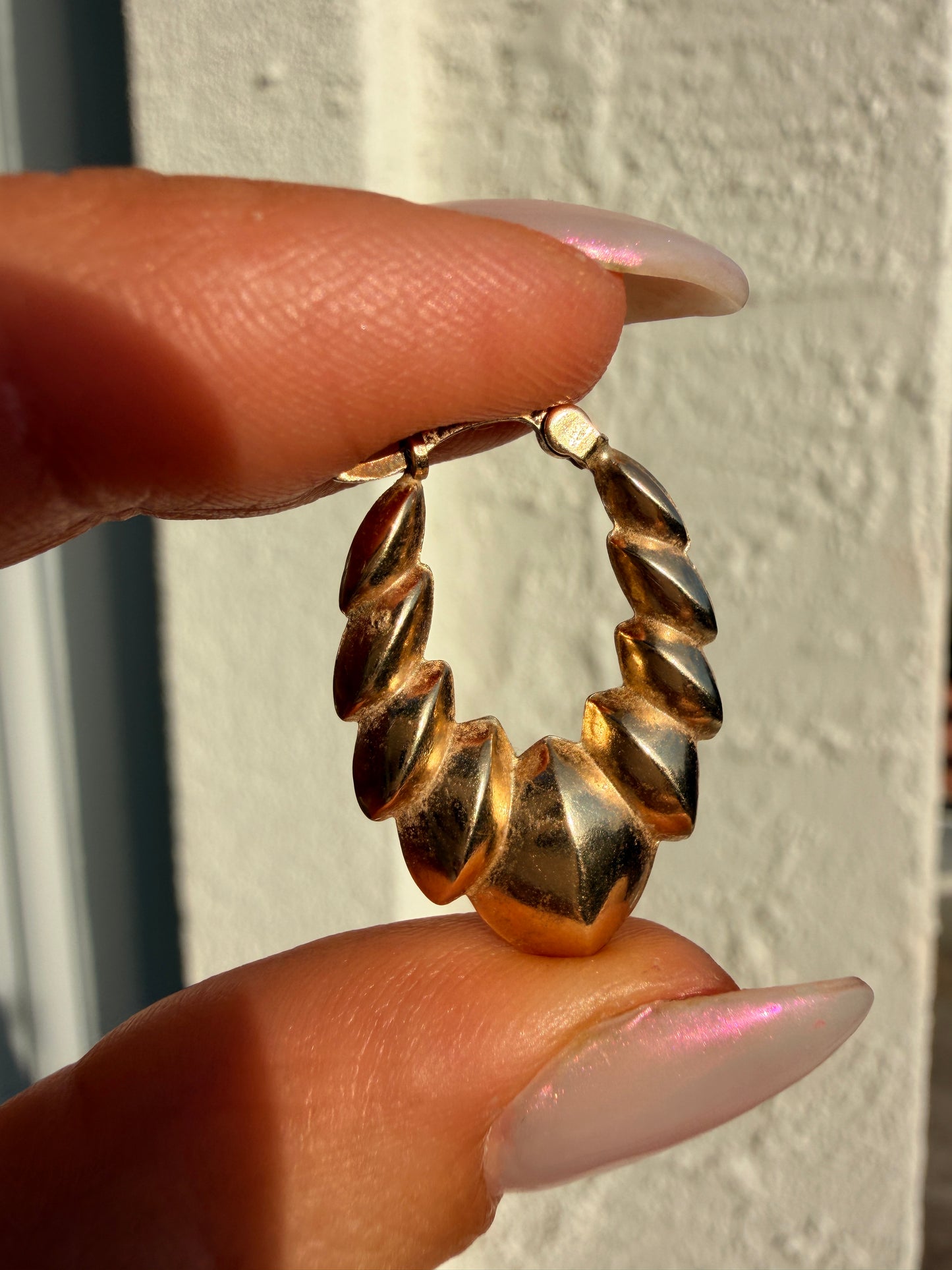 14k Puffy Laurel Leaf Hoops