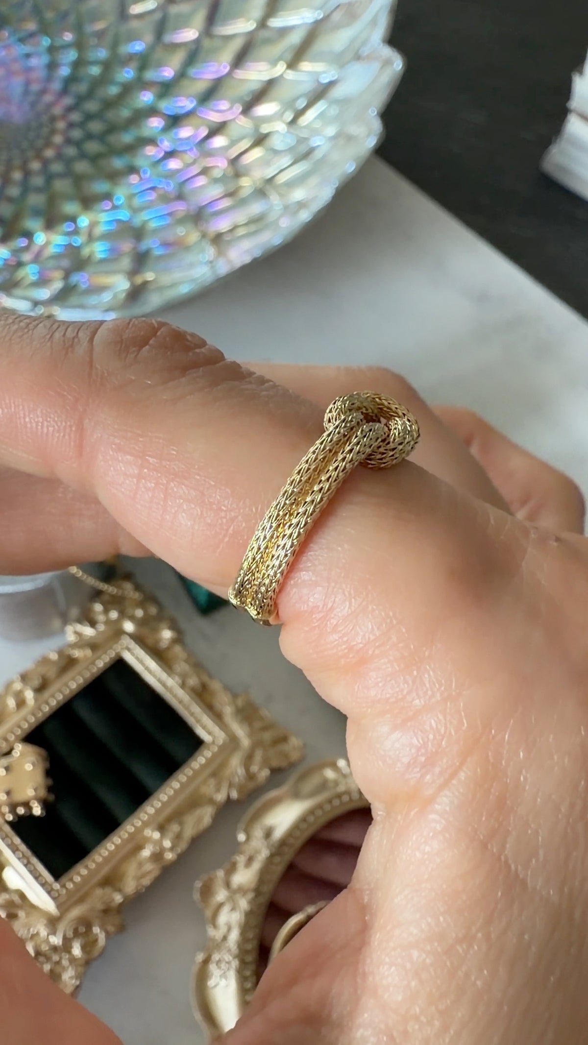 14k Knot Ring, Size 7.5, fits like 7.25