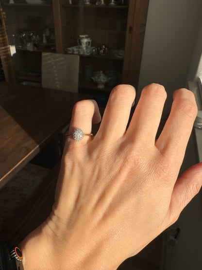 18k Yellow Gold Diamond Cluster, size 5.75