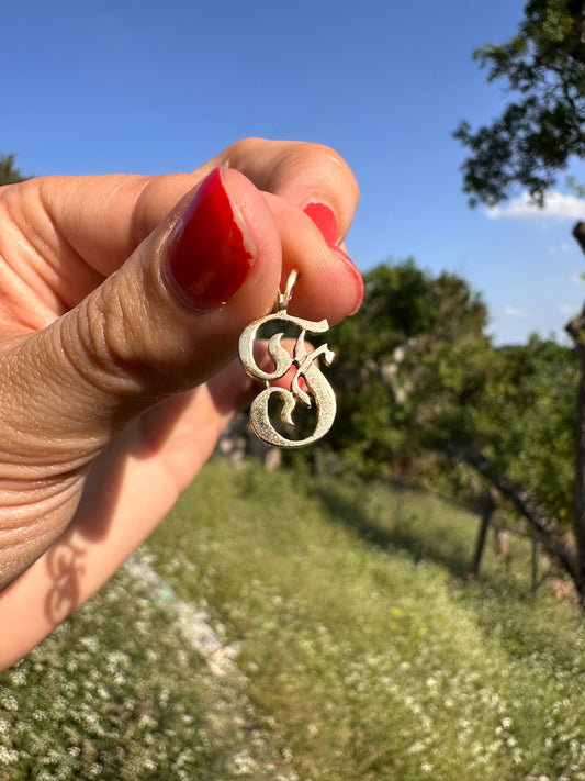 14k "F" charm