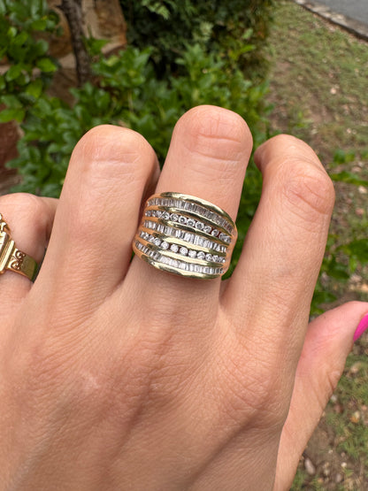 14k Concave Diamond Ring