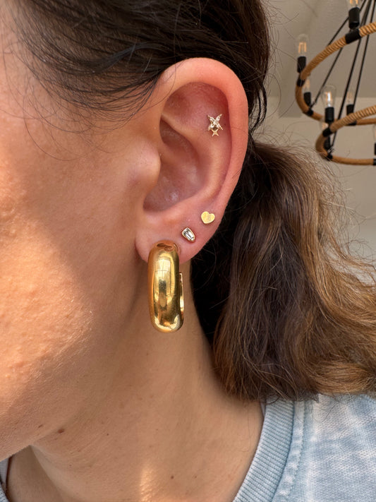 18k Chubby Oval Hoops