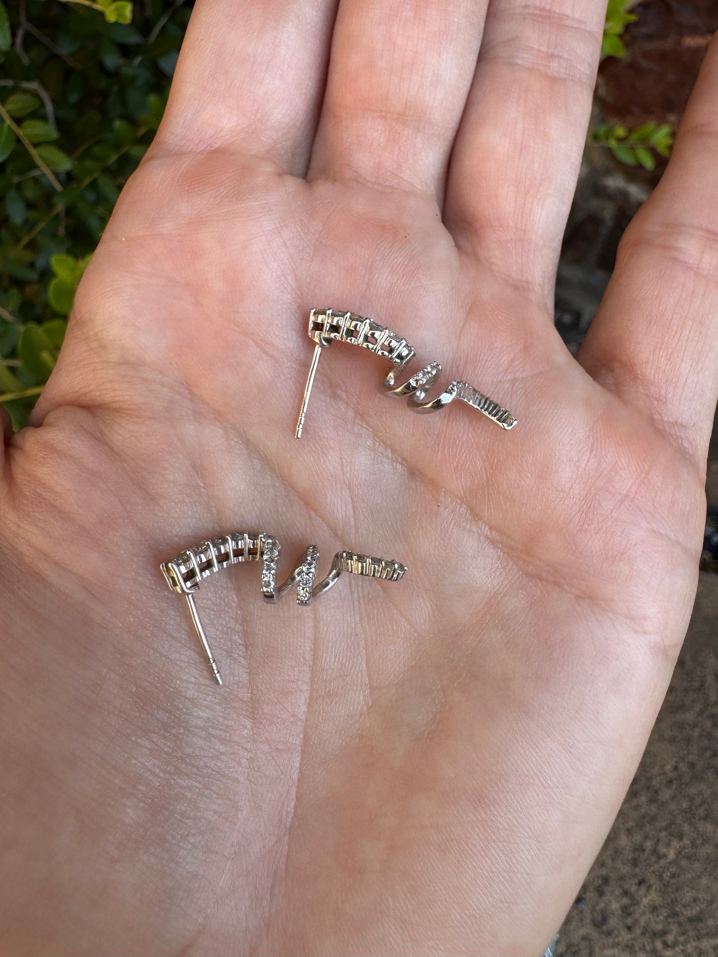 14k Diamond Swirl Earrings