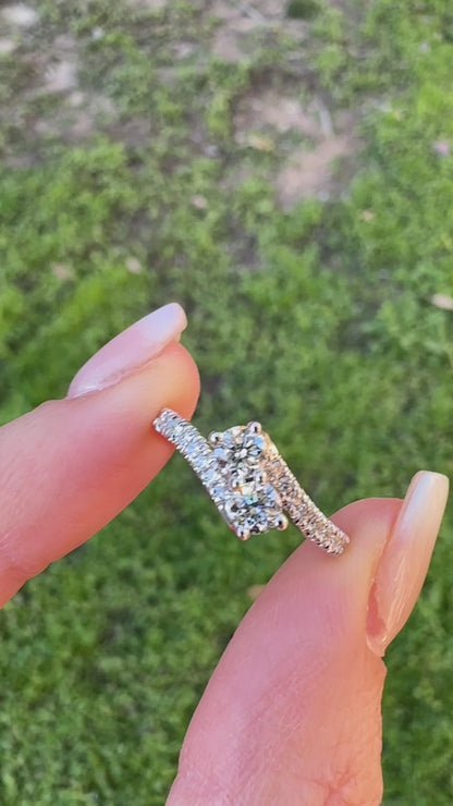 14k white gold toi et moi ring